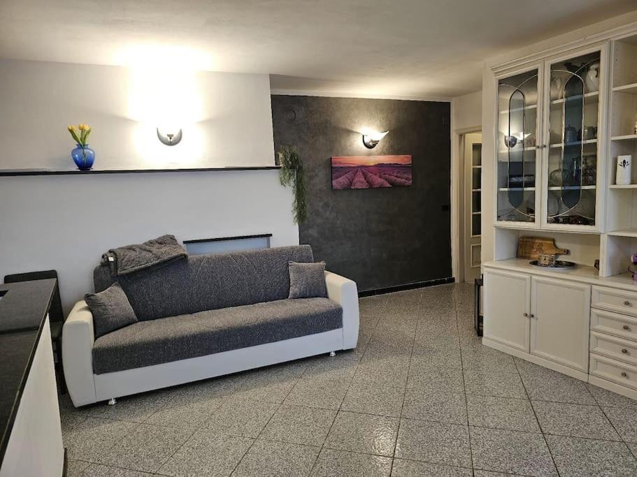 La Casa Della Lavanda Borgo Adorno Esterno foto